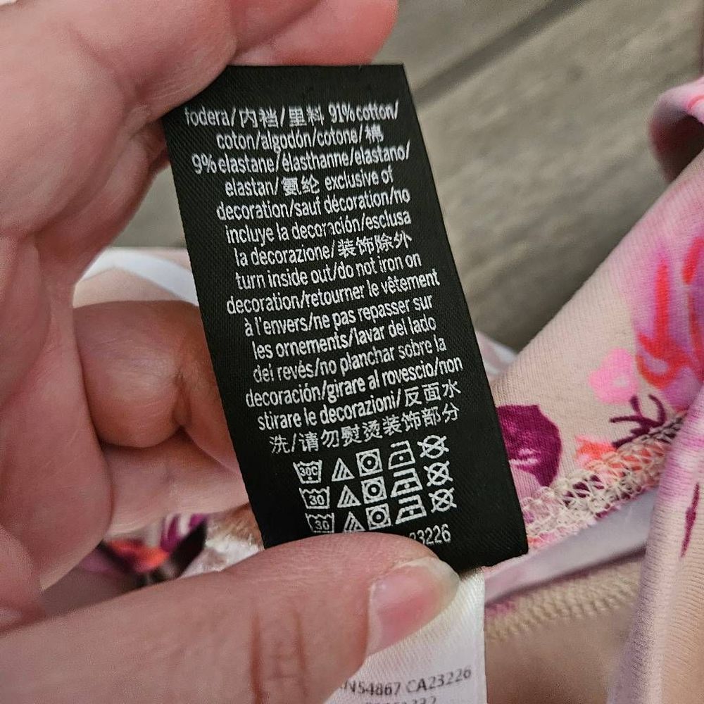 Victoria's Secret PINK Floral Athletic Leggings - Picture 5 of 8